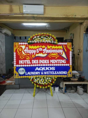 Papan Bunga di Candigugur Bawang